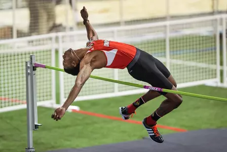 NOTRE DAME INVITATIONAL | DAMAR ROBINSON