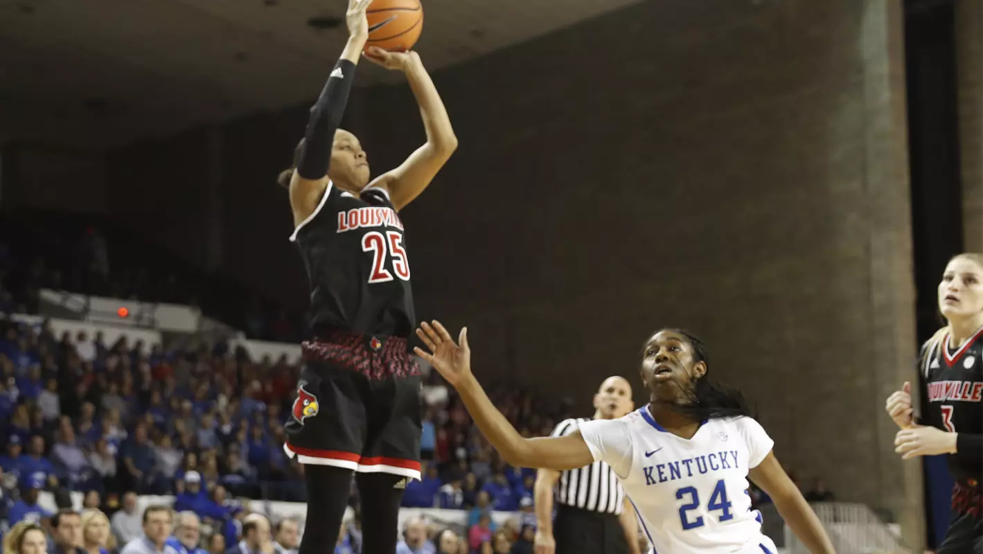 Asia Durr Louisville Cardinals