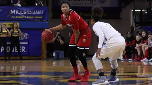 Arica Carter Louisville women's basketball