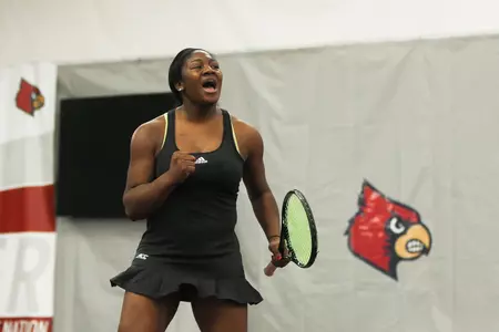 LOUISVILLE V GEORGIA STATE | Sena Suswam, celebration