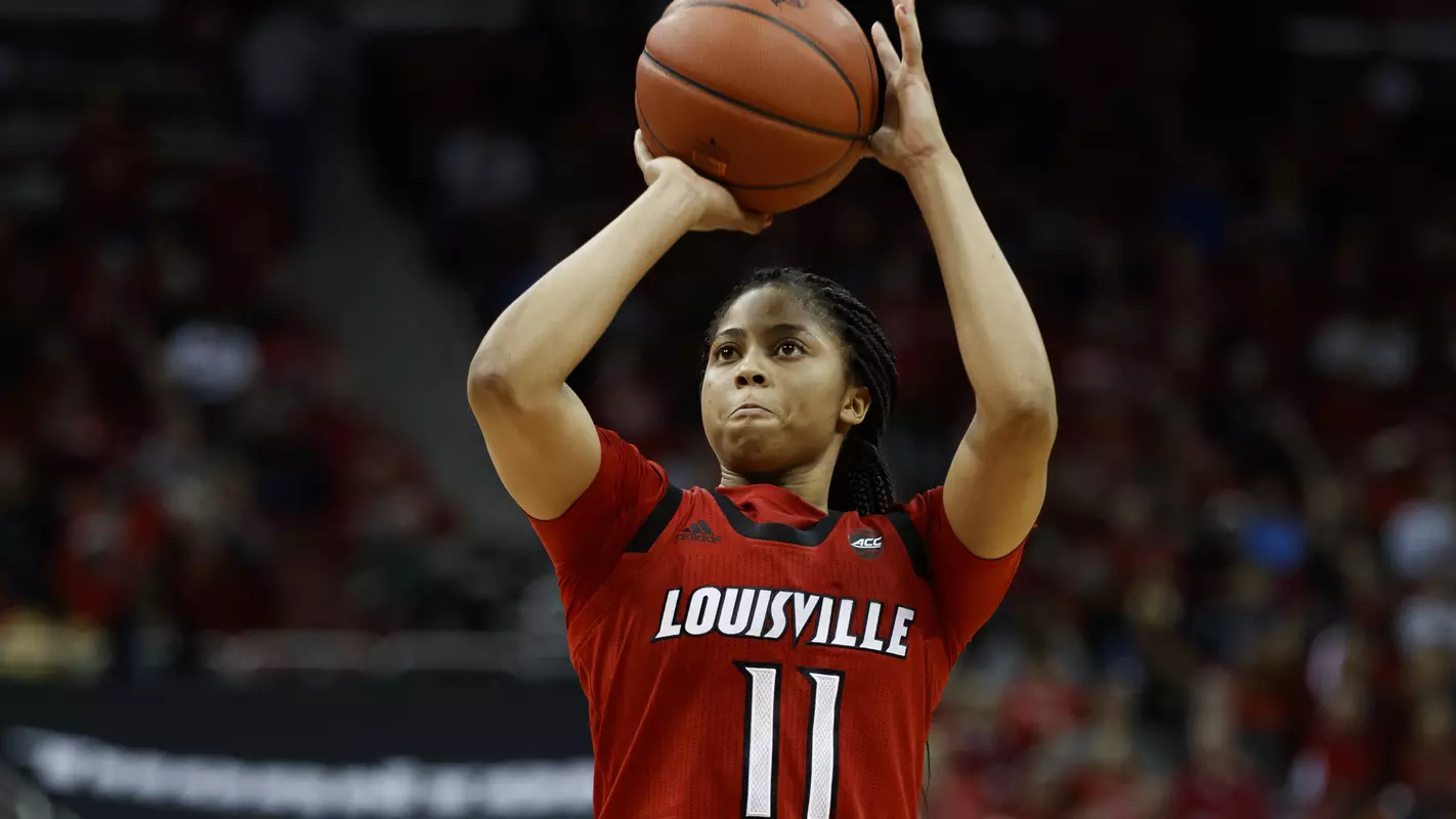 Arica Carter Louisville women's basketball