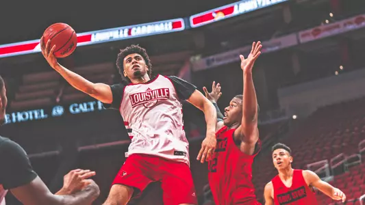 Louisville's Jordan Nwora drove to the goal in a closed scrimmage against Ohio State on Sunday.