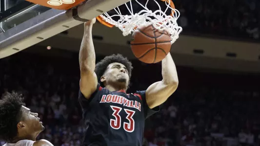 Nwora dunk