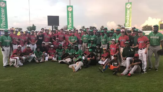 The Louisville baseball team with the Estralles Orientales in the Dominican Republic.