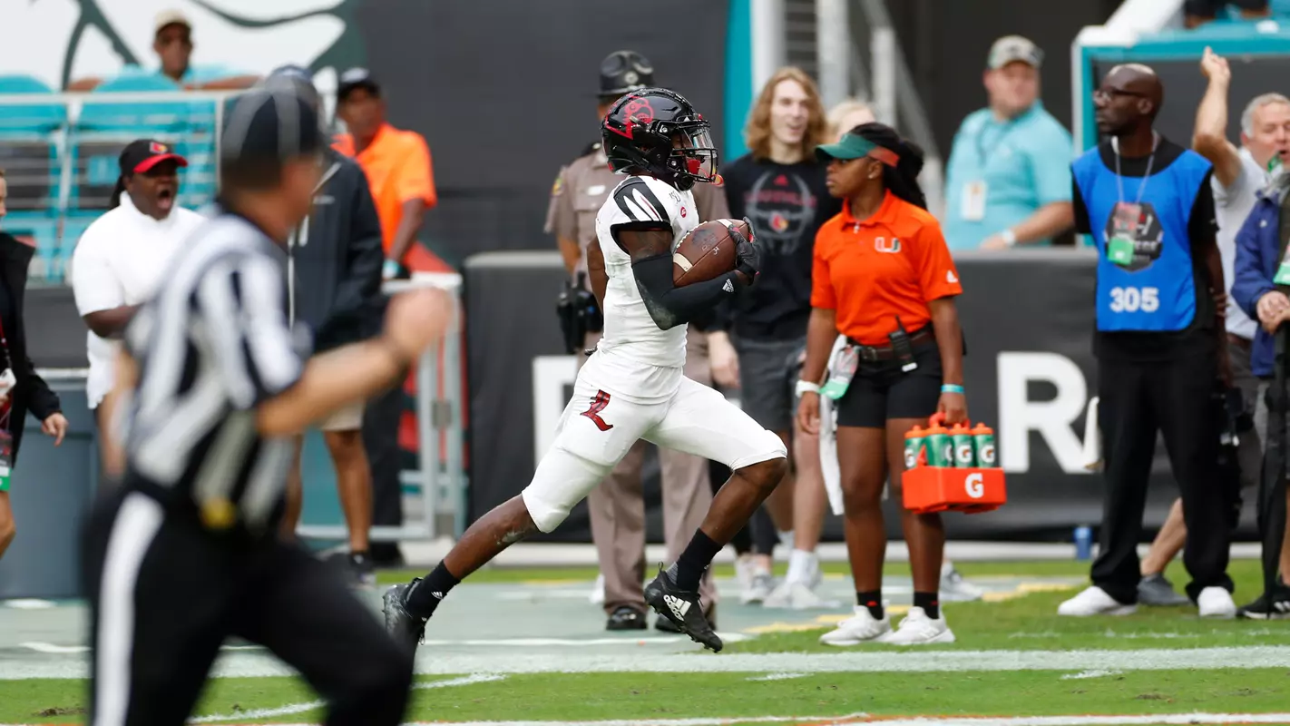 Tutu Atwell runs in a touchdown at Miami.