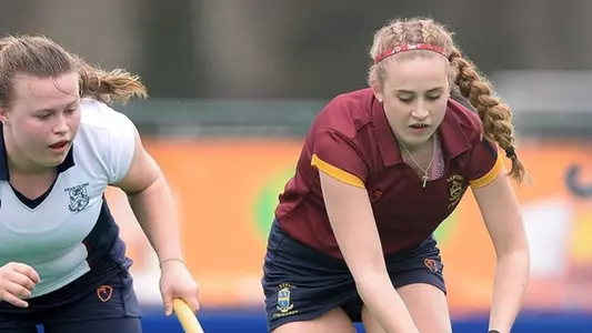 Signee Emilia Kaczmarczyk plays field hockey