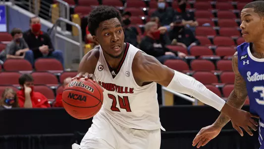 Jae’Lyn Withers drives against Seton Hall on Nov. 27, 2020