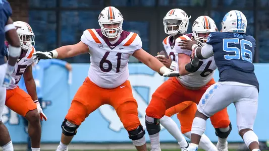 FB: Bryan Hudson blocks