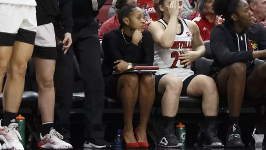 Jonneshia Pineda Louisville Women's Basketball