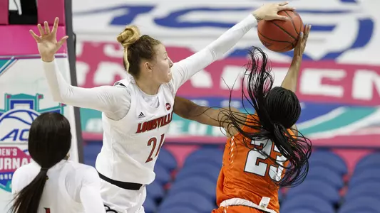 Kylee Shook Louisville Cardinals