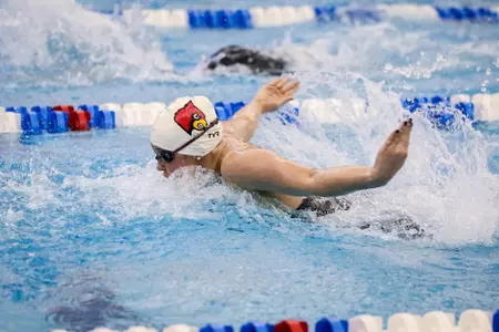 Grace Oglesby swims the butterfly