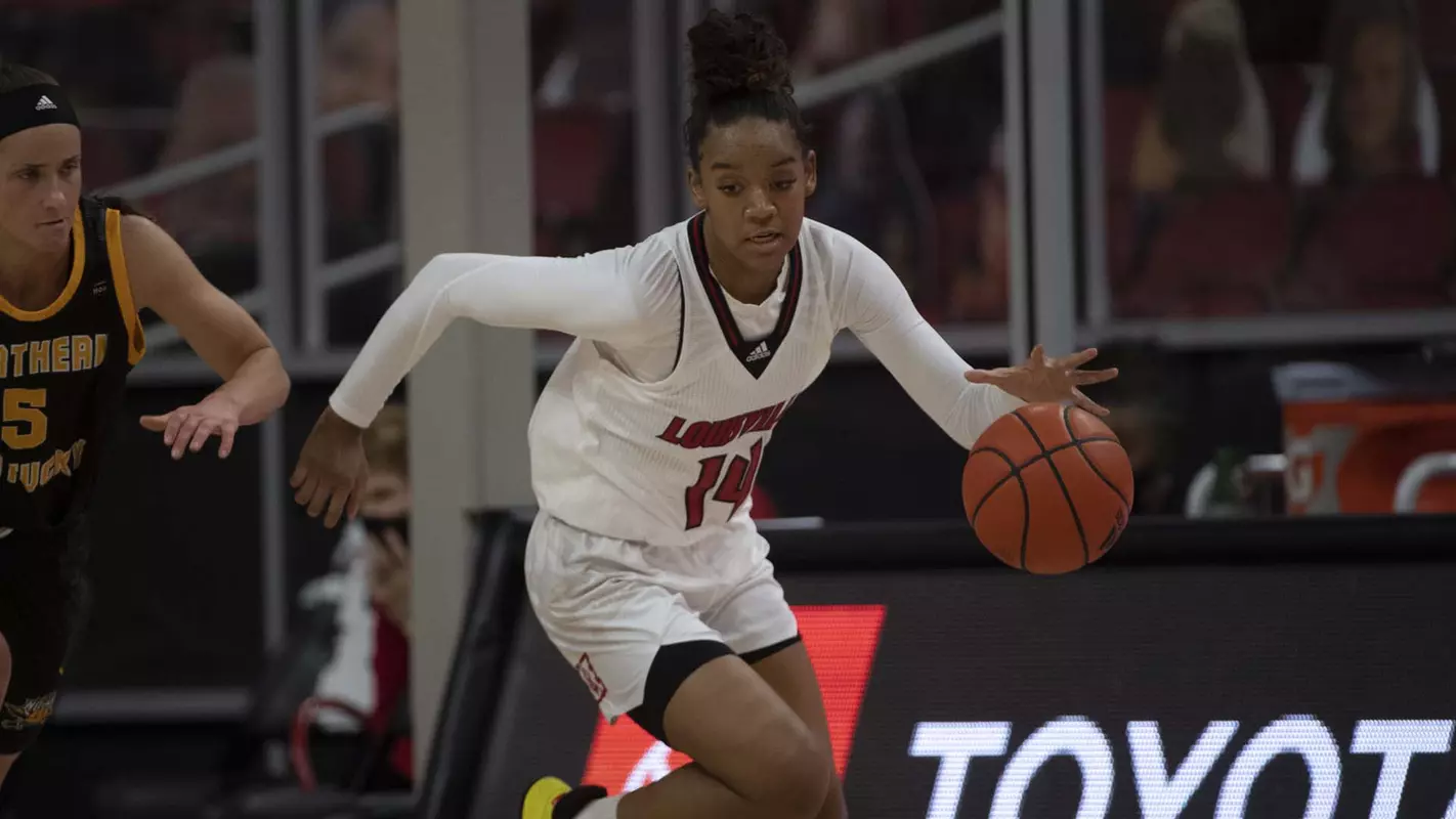 Kianna Smith Louisville Women's Basketball