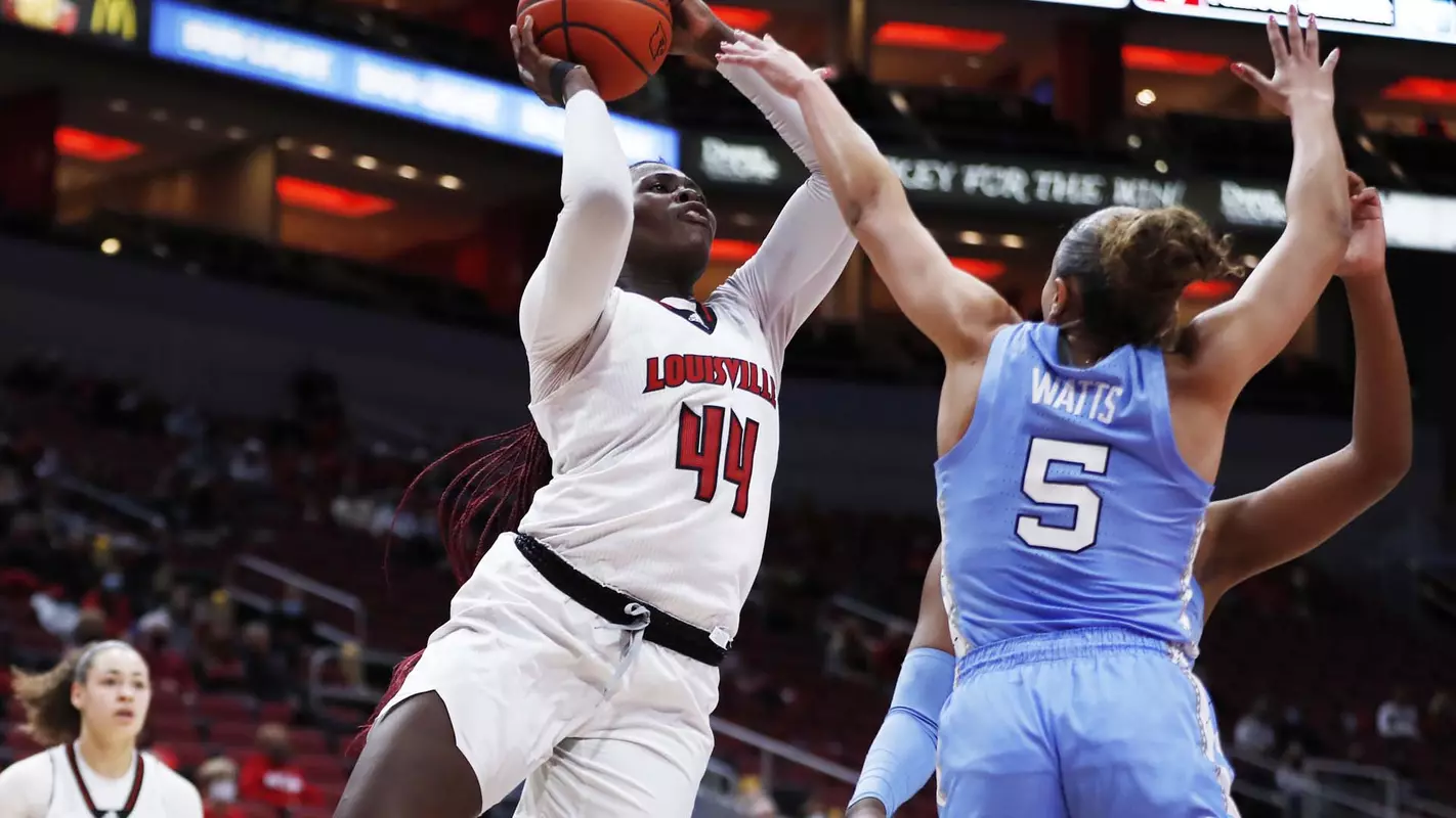 Olivia Cochran Louisville Women's Basketball