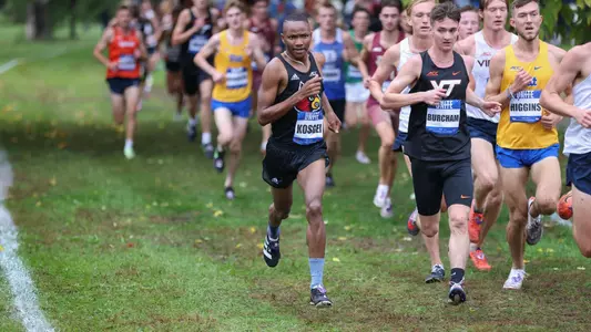 Albert Kosgei runs at ACC XC