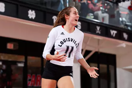Anna Stevenson cheers on court