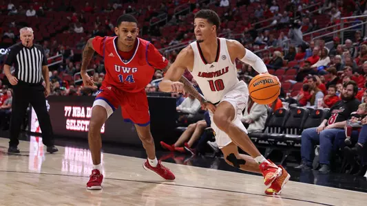 Samuell Williamson drive to the basket in an exhibition vs West Georgia