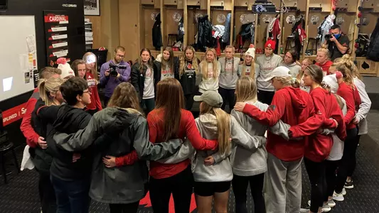 Field Hockey Team Circle