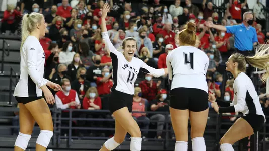 Anna Stevenson notches her 1000th career kill