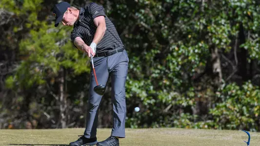 MGOLF: Trevor Johnson takes a swing