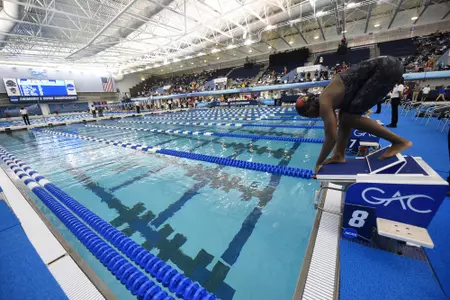 Tristen Ulett on the blocks