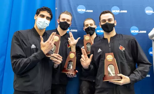 2021 ncaa 400 medley relay podium