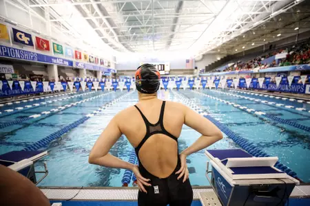 Diana Dunn on the blocks