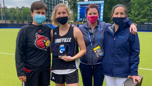 Meghan Schneider receives the Elite 90 Award for Field Hockey