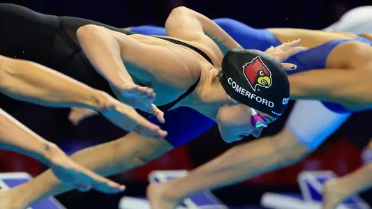 Mallory Comerford blasts off the blocks