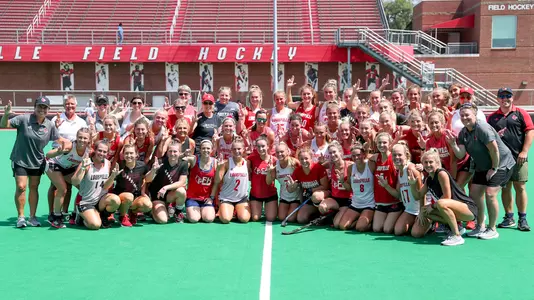 The 2021 Louisville field hockey team and alumnae group photo