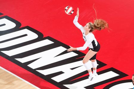 Elena Scott serves the ball during the game against Mizzou at the L&N Credit Union on September 3. 