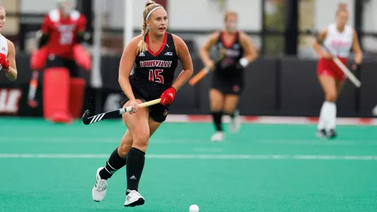 Emilia Kaczmarczyk moves the ball down the field against Indiana