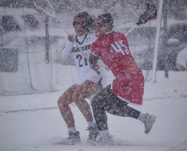 Ashley Osborne defense Colorado Attacker in the snow
