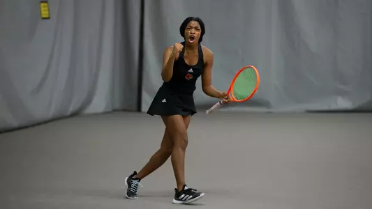 Tyra Richardson clinches match vs. Saint Louis