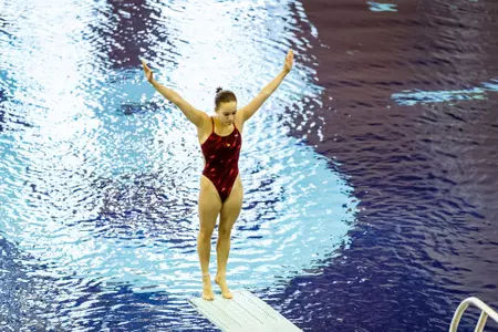 Else Praasterink dives the 1M