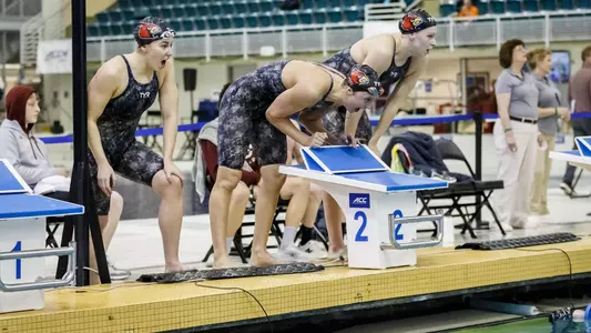 800 Relay team cheers on their anchor