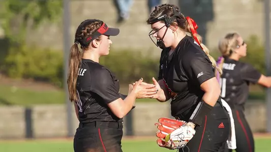 Jenna Servi and Gabby Holloway
