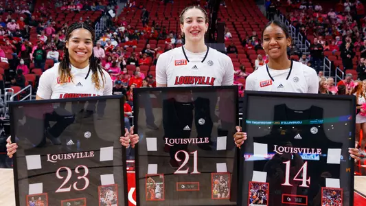 Chelsie Hall Emily Engstler Kianna Smith Louisville Women's Basketball