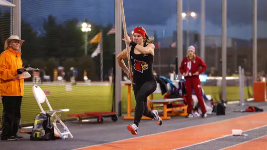 Auriane Viola earns first collegiate win at Tennessee Relays