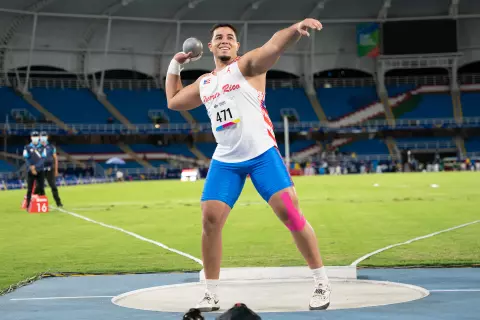 SANTIAGO DE CALI, COLOMBIA. December 1st: Jorge Luis Contreras Nazario of Puerto Rico in shot put mens competition as part of the CALI - VALLE 2021 PANAMERICAN GAMES JUNIOR held Pascual Guerrero Stadium in Santiago de Cali, Colombia. 
(PHOTO BY LUIS LICONA/ STRAFFON IMAGES/MANDATORY CREDIT/EDITORIAL USER/NOT FOR SALE/NOT ARCHIVE)