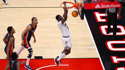 Brandon Huntley-Hatfield dunks against Pepperdine at the KFC Yum! Center on Dec. 17, 2023.