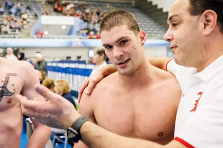 Murilo Sartori celebrates pool record