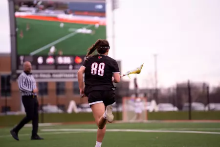 Nicole Perroni runs with the ball against Ohio State