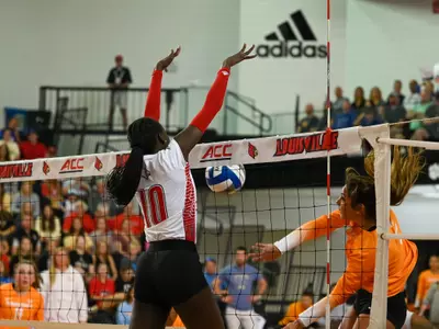 PK Kong stuff blocks Tennessee