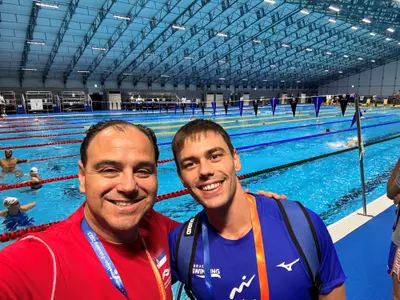 Denis Loktev and Arthur Albiero pose in Fukuoka Japan at World Championships