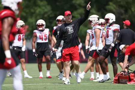 Jeff Brohm shouts out instructions