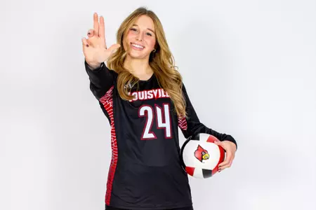 Sam Untiedt studio shot