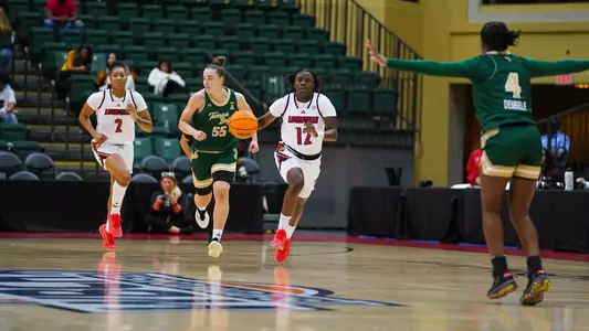 Ja'Leah Williams drives against South Florida