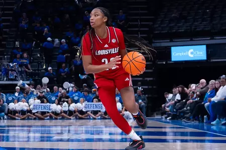 Tajianna Roberts drives against Memphis