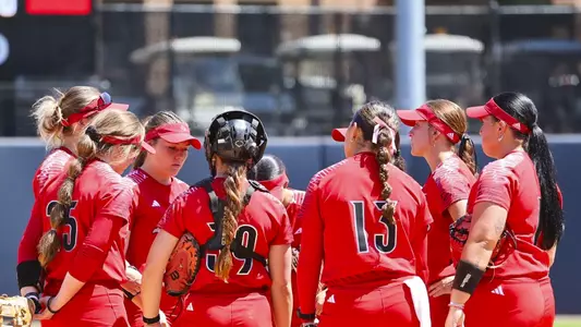 Louisville huddle at Georgia Tech