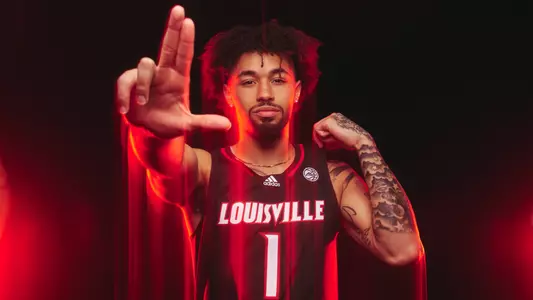 J'Vonne Hadley signing photo